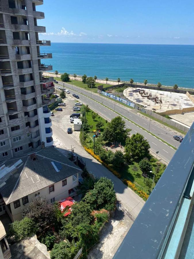 Апартаменты Елена Batumi Zewnętrze zdjęcie